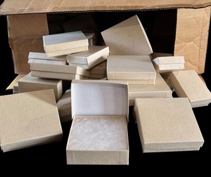 lot 350 image: Assorted New Jewelry Boxes