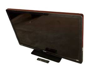 lot 57 image: Philips 50-inch LCD TV (Model 50PFL3807F7) with Remote in Working Condition