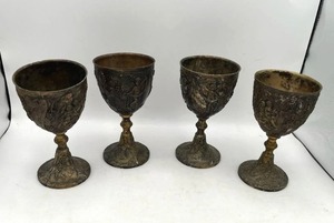 lot 67 image: Vintage Corbell & Co. Silver Plated Cherub Grapevine Cordial Goblets (5.75 tall)