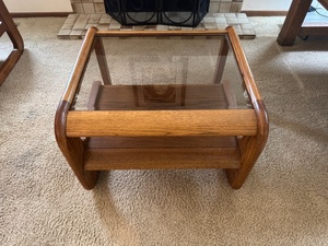 lot 16 image: Square Oak and Glass End Table with Lower Shelf