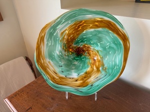 lot 33 image: Large Hand-Blown Art Glass Bowl with Swirl Pattern Stand Included