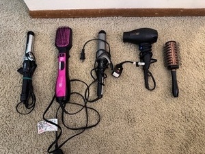 lot 54 image: Set of 5 Hair Styling Tools Including Infiniti Pro Dryer and Brushes