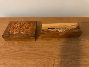 lot 121 image: Set of 2 Vintage Wooden Trinket and Pencil Boxes with Inlay Designs