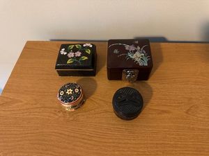 lot 150 image: Set of 4 Decorative Trinket Boxes Assorted Materials and Designs