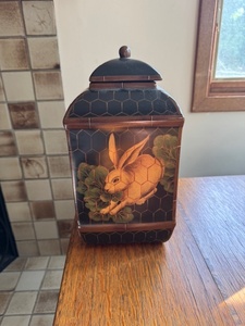lot 158 image: Decorative Rabbit Motif Tin Canister with Lid