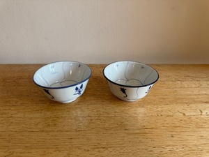 lot 179 image: Pair of Blue and White Porcelain Bowls with Floral Designs
