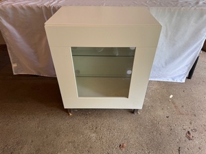 lot 276 image: White Display Cabinet with Glass Shelves and Front Door