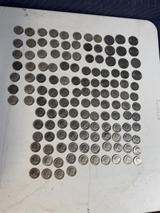 lot A-77 image: Lot of Kennedy Half Dollar & Dollars Coins Assorted Years