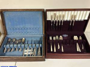lot 904 image: Two Vintage Silverware Sets in Wooden Cases - Complete Utensil Collection