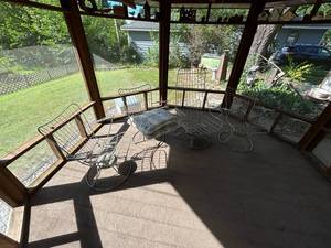 lot 1015 image: Vintage Wireframe Patio Chair Set with Cushioned Chair