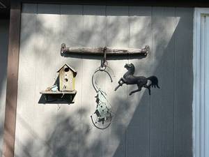 lot 1017 image: Rustic Wall Decor Lot Birdhouse, Metal Horse Art, Tree Decoration