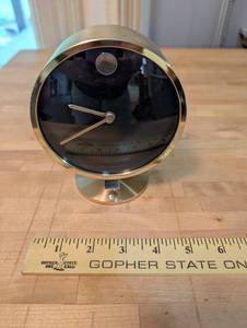 lot 8 image: Vintage Howard Miller Brass Desk Clock with Minimalist Design