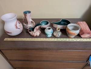 lot 74 image: Set of 8 Nemadji Pottery Vases and Bowls with Swirl Patterns