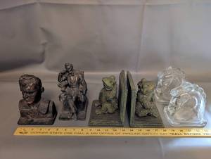 lot 163 image: Collection of Decorative Bookends and Bust Statues - Metal, Frog, Glass Horse Head