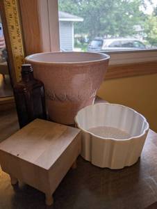 lot 167 image: Vintage Glovers Imperial Medicine Bottle, Planter, Ceramic Dish, and Mini Table Set