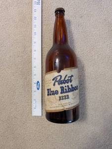 lot 255 image: Vintage Pabst Blue Ribbon Beer Bottle with Elgin Brewing Cap