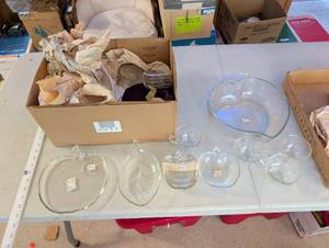 lot 270 image: Collection of Glass Apple and Leaf-Shaped Serving Dishes and Bowls