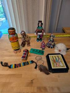 lot 367 image: Collection of Native American Themed Dolls and Folk Art Figurines