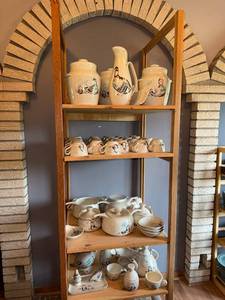 lot 2 image: Extensive Red Wing Bob White Stoneware Dinnerware Collection with Bird Motif