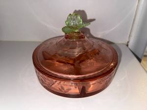 lot 3 image: Pink Depression Glass Divided Lidded Candy Dish with Floral Handle