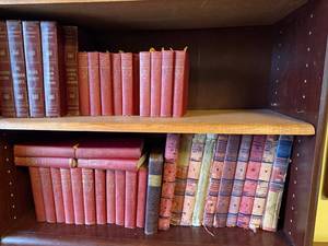 lot 57 image: Collection of Antique and Vintage Books including Childrens Classics, Encyclopedias, and Avon Edition