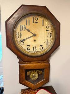 lot 140 image: Vintage Sessions Regulator Wall Clock, Octagon Wooden Case, 24 Inches Tall