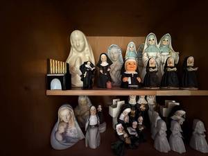 lot 195 image: Collection of Nun and Madonna Ceramic Figurines