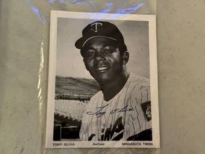 lot 209 image: Tony Oliva Signed Minnesota Twins Vintage Photo Card