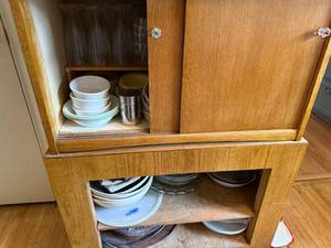 lot 239 image: Assorted Kitchen Dishware and Glassware Collection