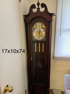 lot 309 image: Traditional Wooden Grandfather Clock with Brass Pendulum 74in
