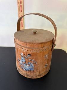 lot 408 image: Vintage Wooden Storage Barrel with Painted Floral Design and Handle