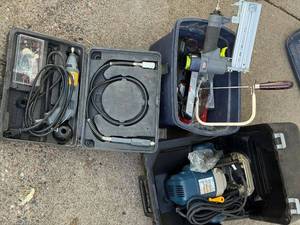 lot 450 image: Collection of Power Tools and Hand Tools in Storage Cases