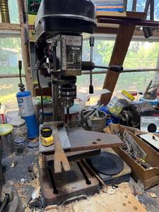 lot 482 image: Cal-Hawk 5 Speed Bench Drill Press Model Z40-2017