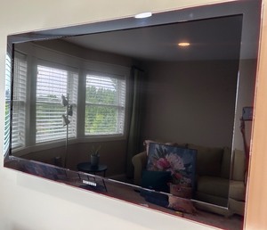 lot 110 image: Samsung 46-Inch 1080p TV with Soundbar, Wireless Subwoofer, and Remote