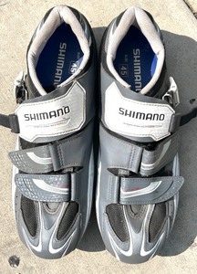 lot 157 image: Shimano SH-R087G Cycling Shoes Size 45 (US 10.5) with Cleats