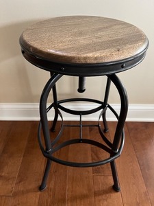 lot 23 image: Restoration Hardware Adjustable Industrial Counter or Bar Stool #3