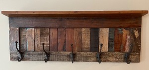 lot 90 image: Rustic Wood Wall Shelf with 5 Metal Hooks