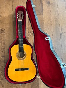 lot 170 image: Harmony Classical Acoustic Guitar with Hard Case Model H5405