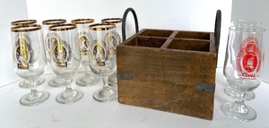lot 138 image: Set of 9 Coors Beer Glasses with Gold and Red Logos and Wooden Caddy
