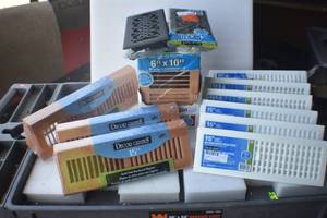 lot 14 image: Assortment of Heat Registers