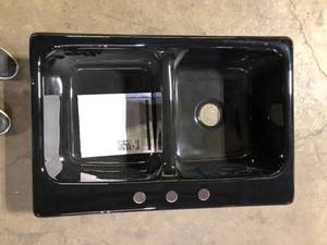 lot 36 image: 3 Hole Black Kitchen Sink Customer Returns See Pictures