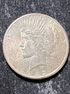 lot 26 image: 1922-S US PEACE SILVER DOLLAR