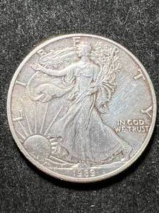 lot 36 image: 1989 AMERICAN SILVER EAGLE 1 TROY OZ .999 FINE SILVER