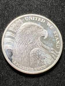 lot 59 image: 1 TROY OZ .999 FINE SILVER LIBERTY ROUND