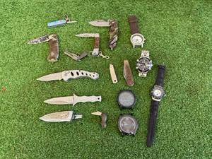 lot 33 image: Pocket Knives & Watches