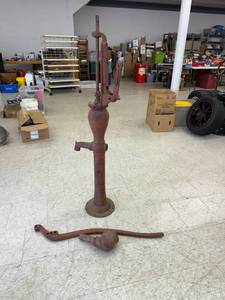 lot 53 image: Large Vintage Water Pump