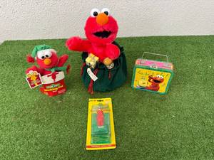 lot 78 image: Elmo Mixed Lot
