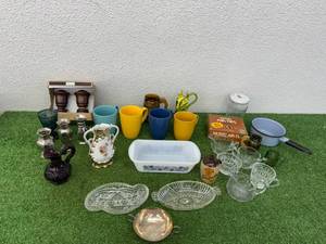 lot 92 image: Mixed Lot Glassware, Kitchen Items