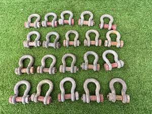 lot 99 image: Shackles