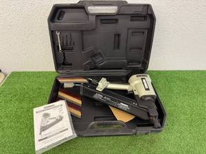 lot 121 image: Surebonder Model 9773 Framing Nailer